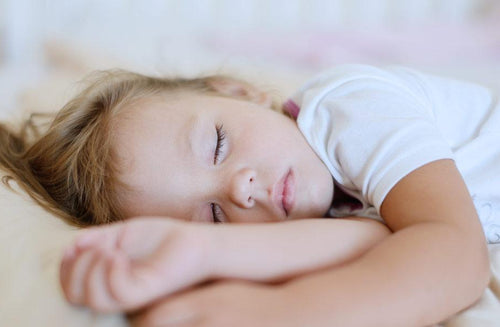 Råd för hur du sömntränar ditt småbarn
